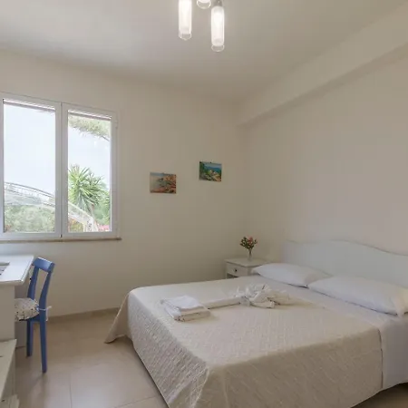 Baglio Il Giovinetto Couette-café 4*