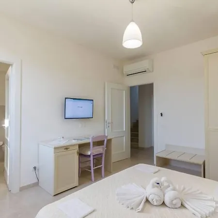 Baglio Il Giovinetto Couette-café 4*