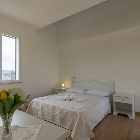 Baglio Il Giovinetto Couette-café 4*